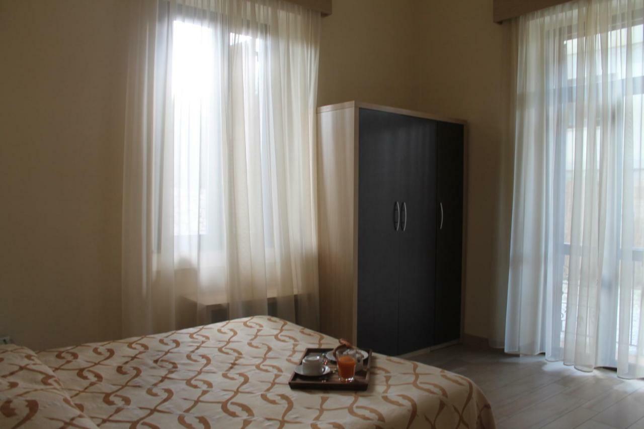 Hotel Virginia Marina di Massa Dış mekan fotoğraf